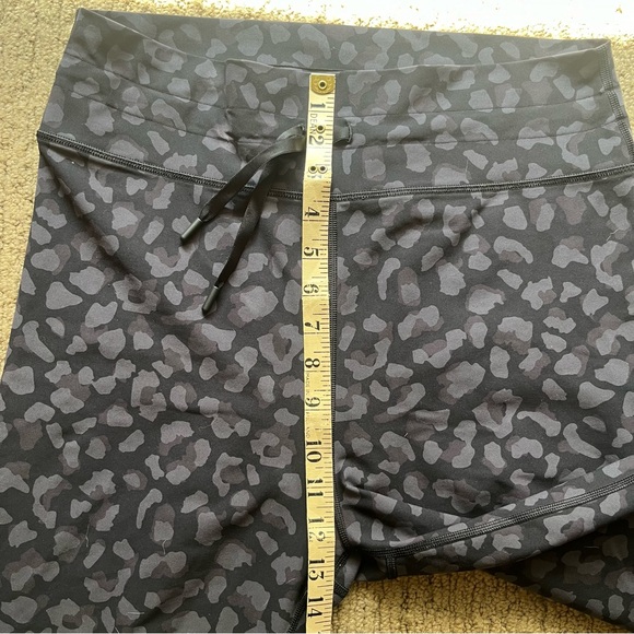 Sarah's Day x White Fox Activewear Cheetah Print Leggings - Picture 7 of 9